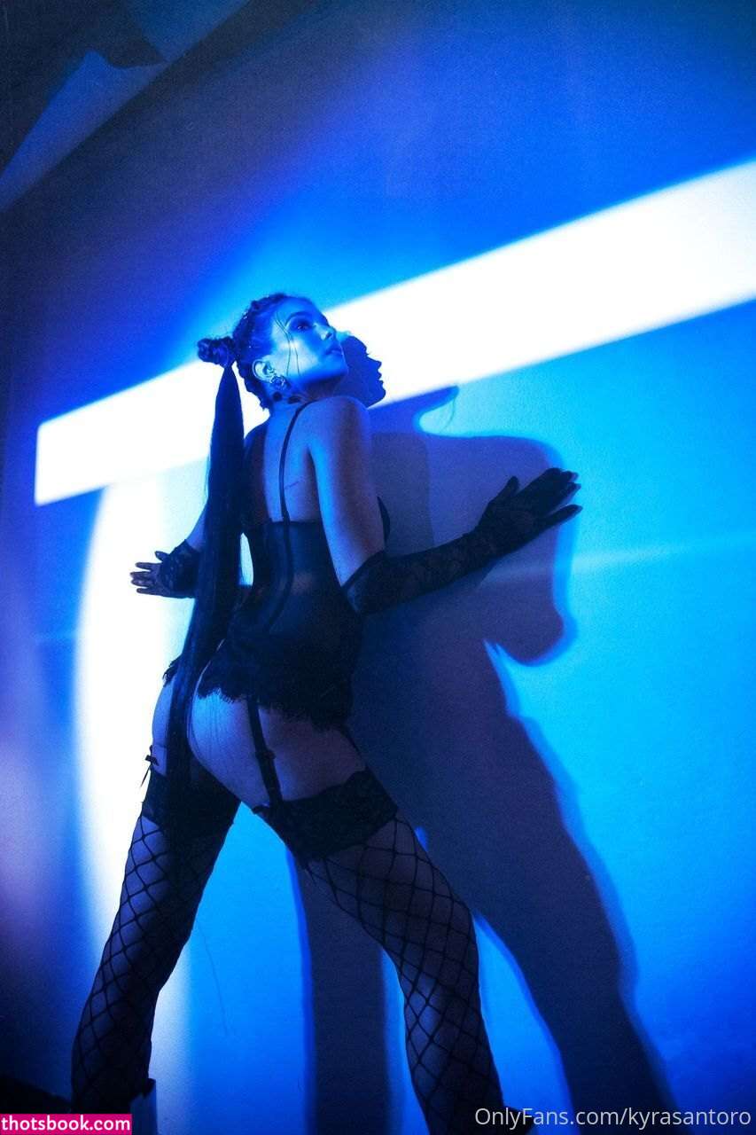 Kyra Santoro Photo #39