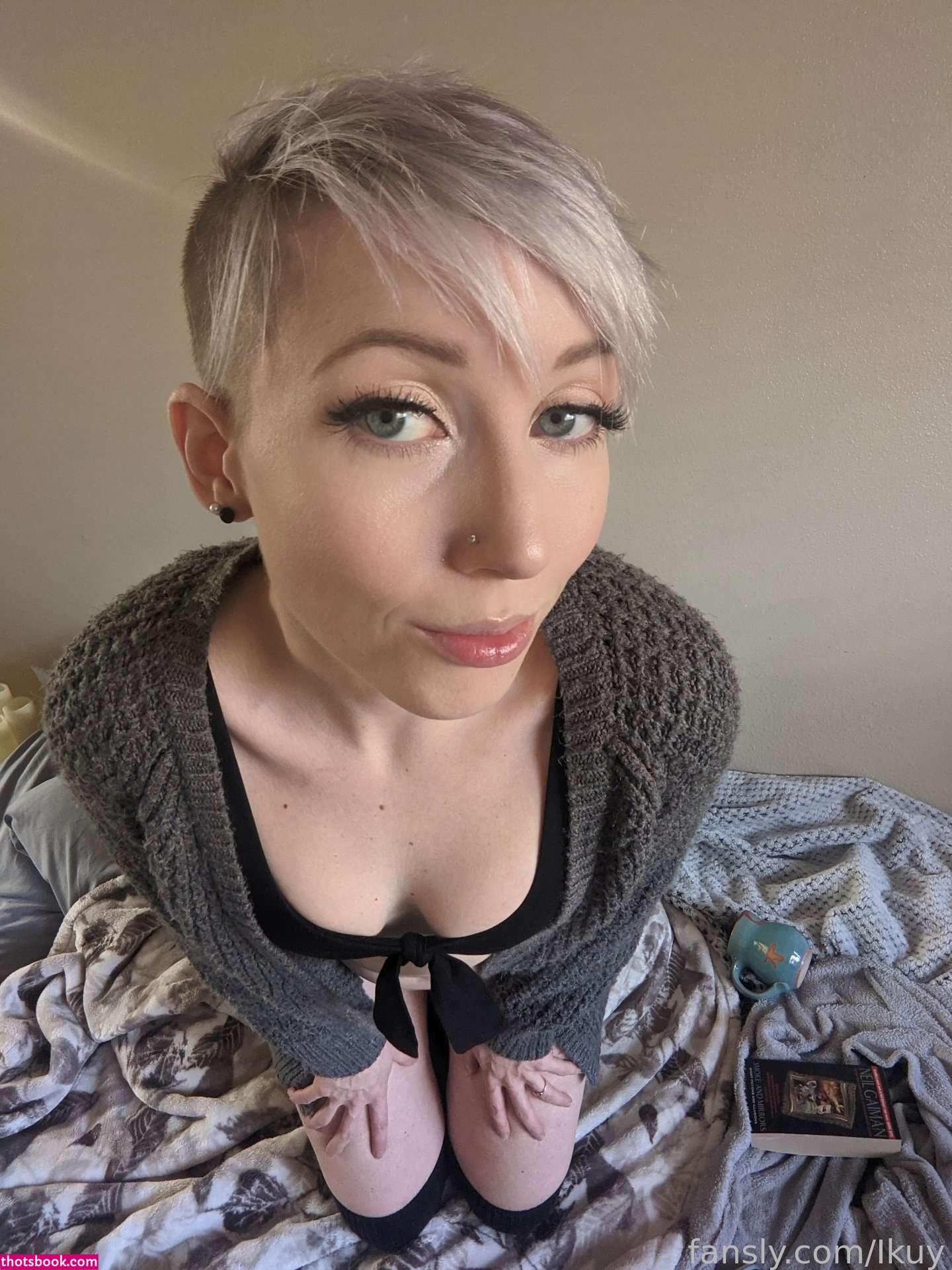 Ikuy Cosplayer Photo #129