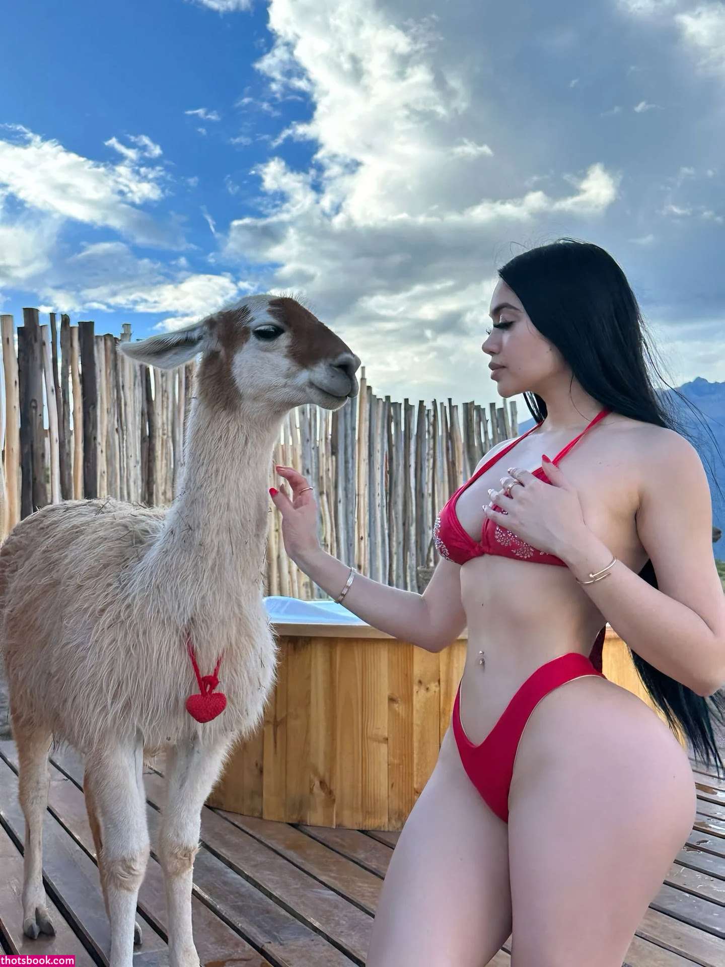 Jailyne Ojeda Photo #203