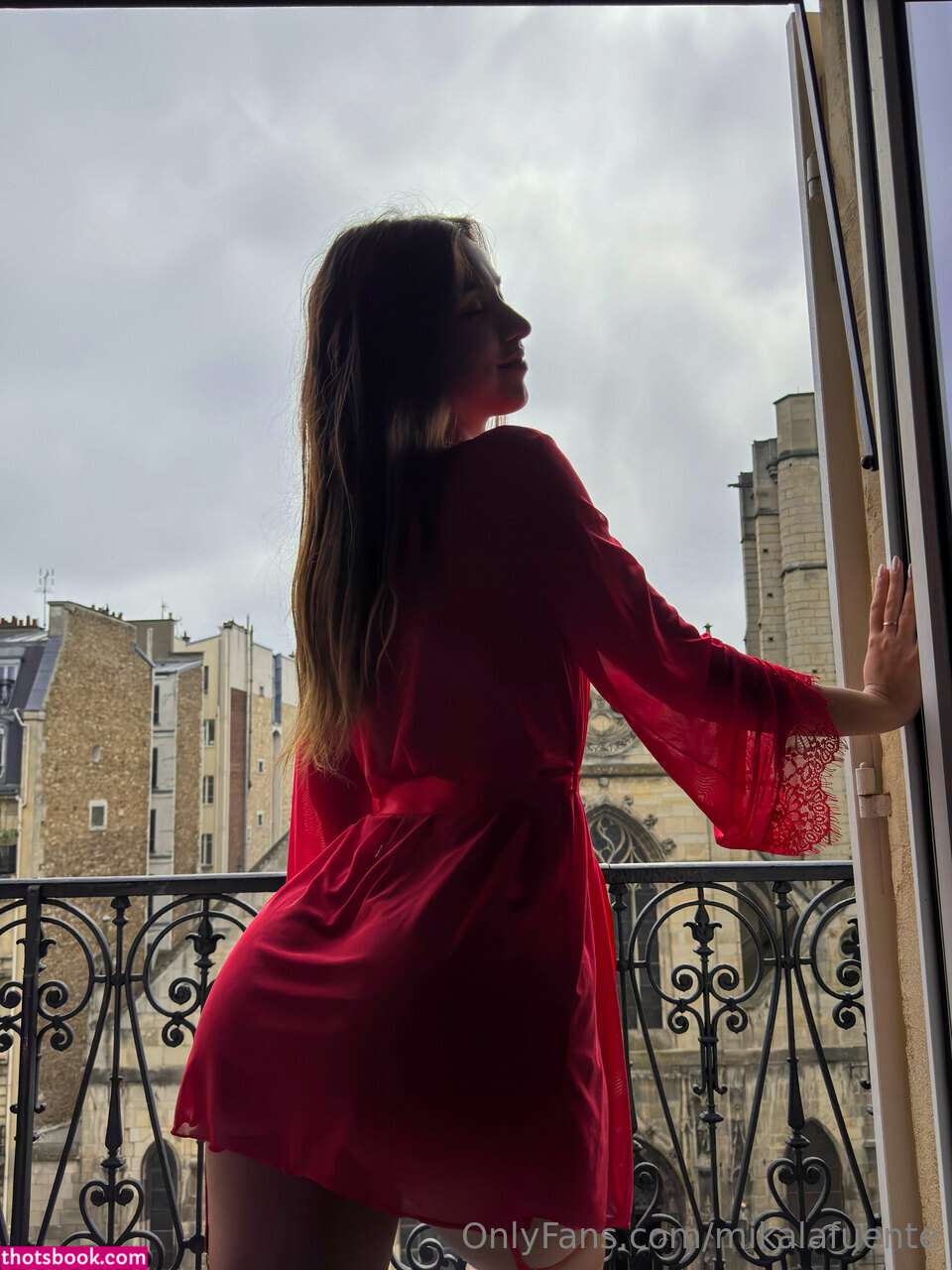 Mikaela Lafuente Photo #511