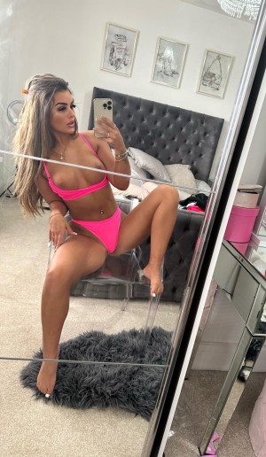 Brooke Baugh Photo #7