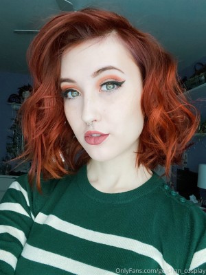 Gillian Foxglove Photo #27