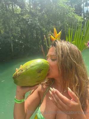 Jessica Burciaga Photo #16