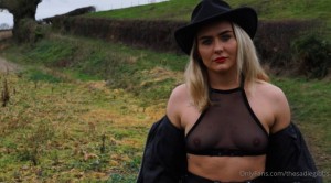 Sadie Gibbs Photo #25