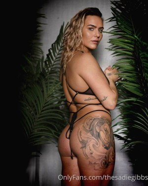 Sadie Gibbs Photo #36