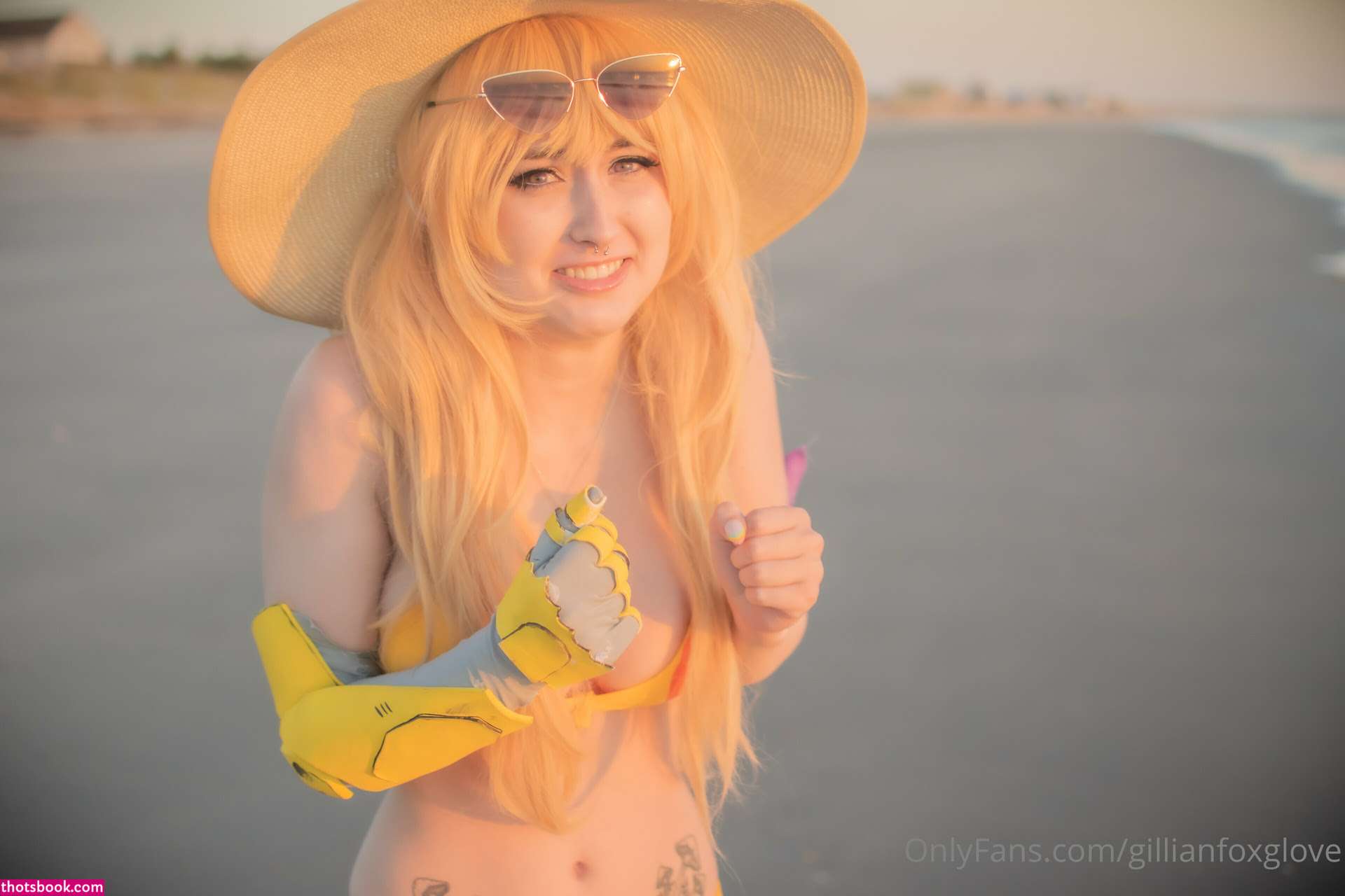 Gillian Foxglove Photo #78