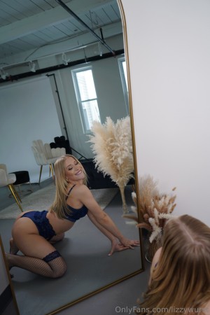 Lizzy Wurst Photo #60