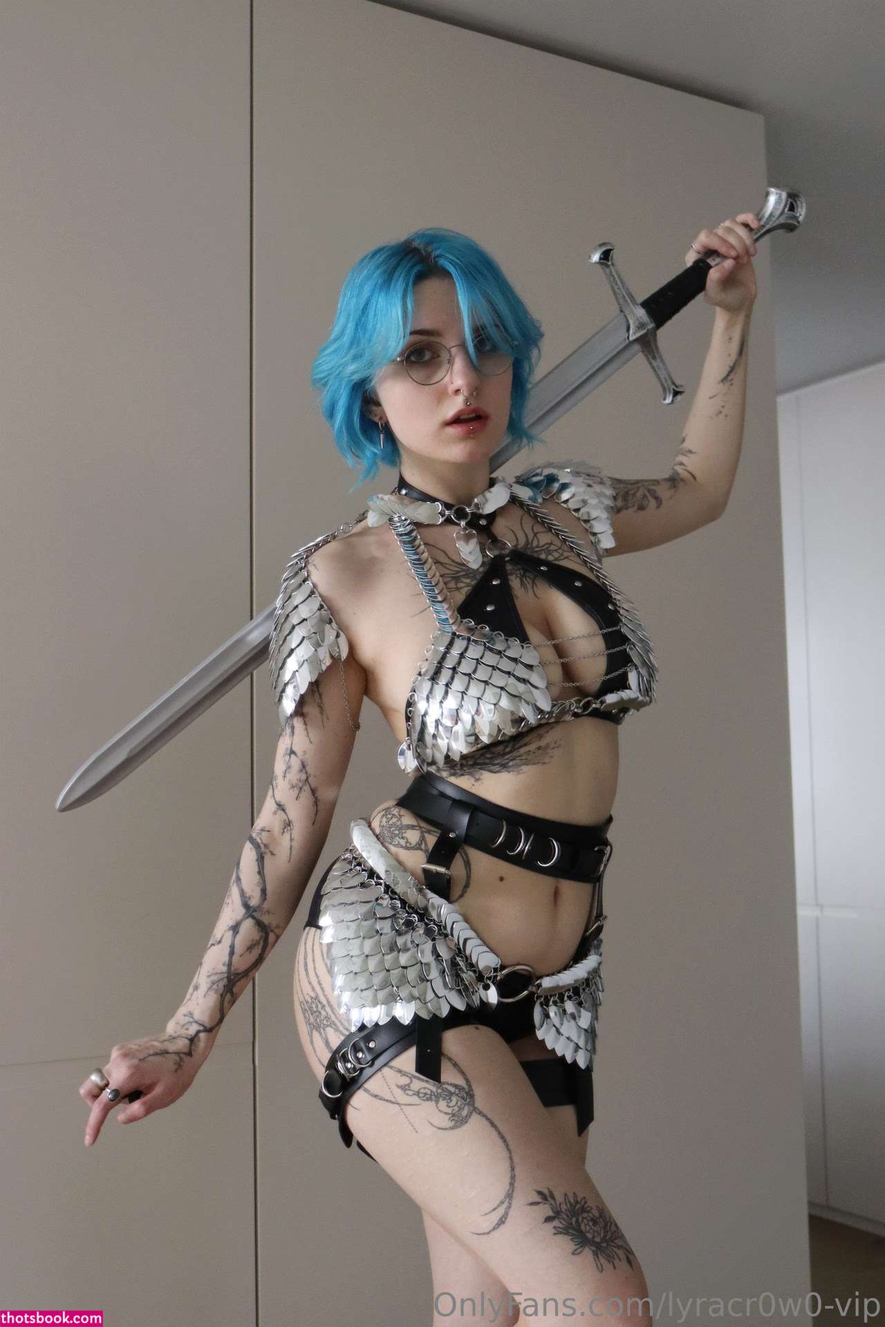 Lyra Crow Photo #628