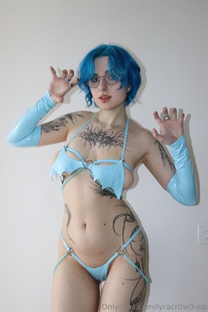 Lyra Crow Photo #636