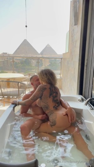 Bootylatinaxxx Video #117