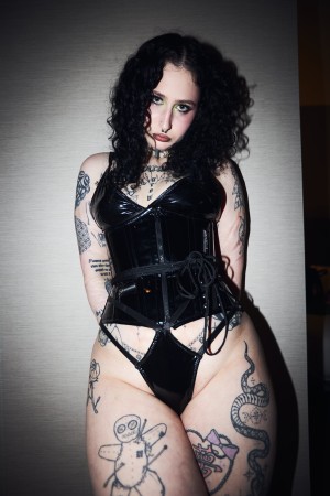 obedientslxt Photo #4