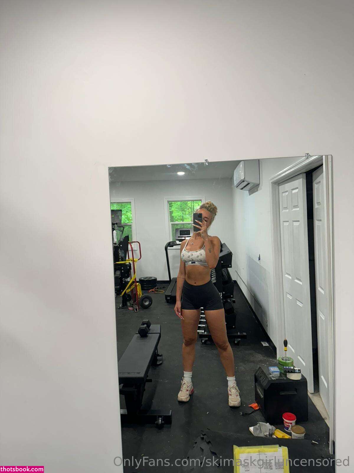 Briana Armbruster Photo #427