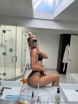 Briana Armbruster Photo #447