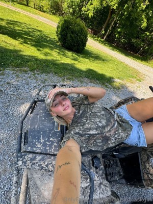 Briana Armbruster Photo #532