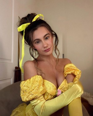 Emily Pemberton Photo #55