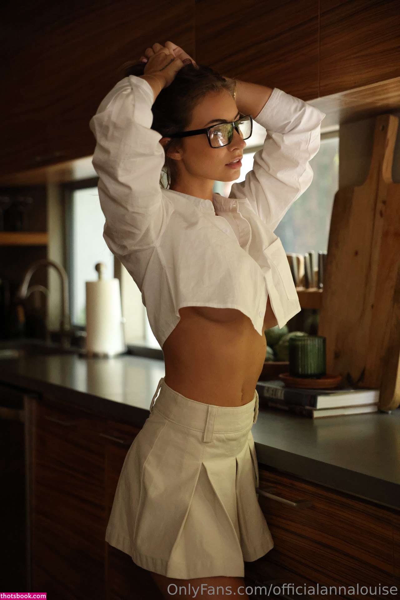 Anna Louise Photo #572