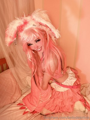 Belle Delphine Photo #7827