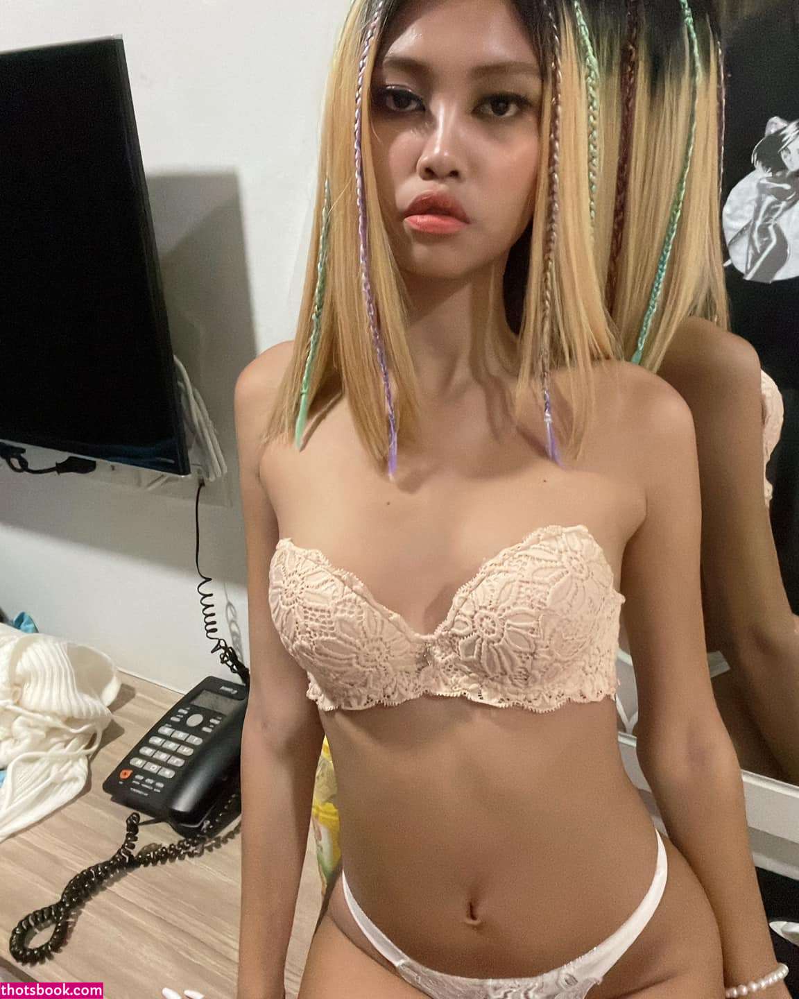 prapapin6047 Photo #19