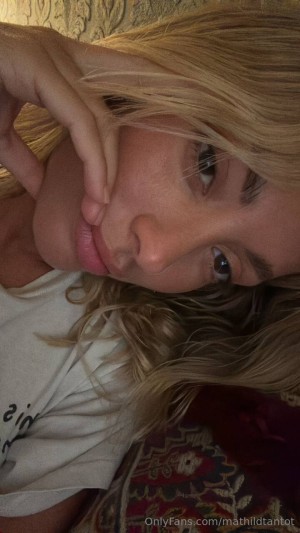 Tantot Twins Photo #246