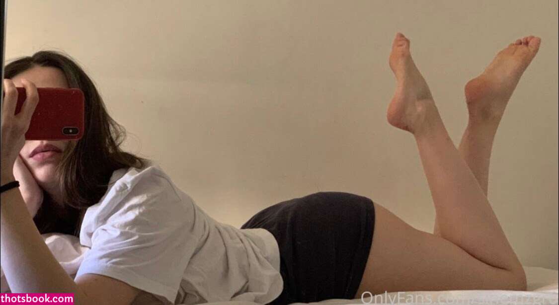 Sinem Ozgur Photo #43