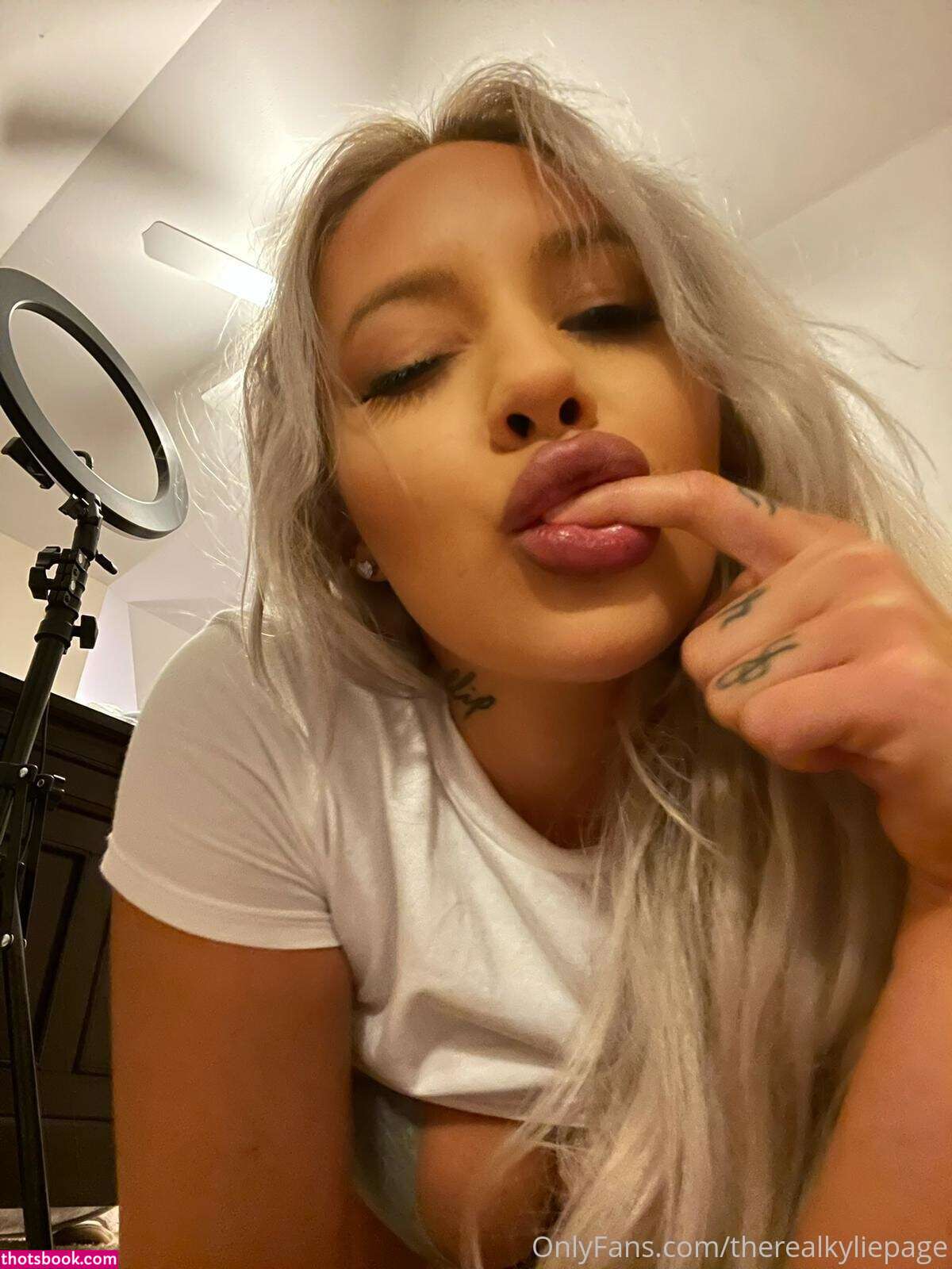 Kylie Page Photo #162