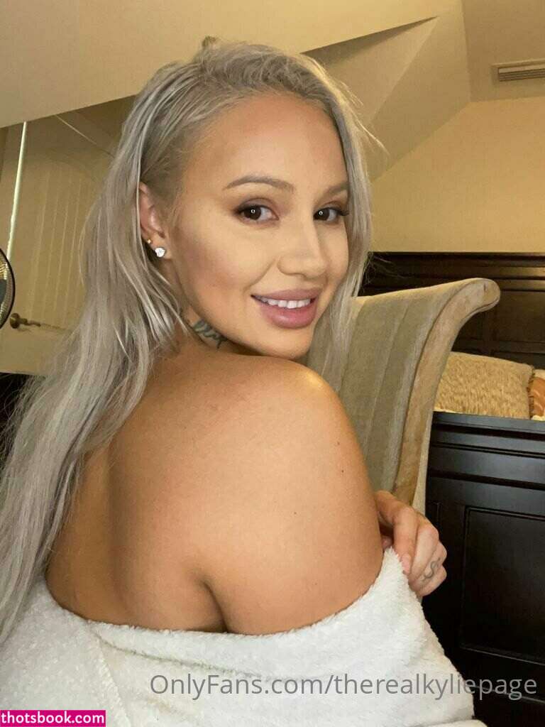 Kylie Page Photo #169