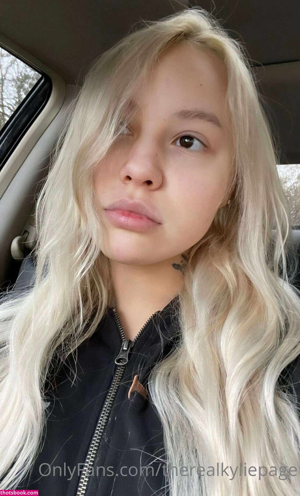 Kylie Page Photo #180