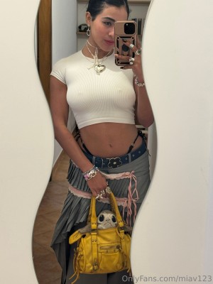 Mia Valentine Photo #215