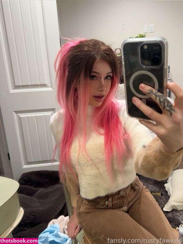 Rusty Fawkes Photo #816