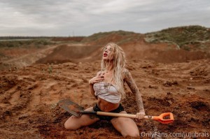 Juju Brais Photo #42