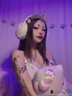 mooniebjones Photo #81