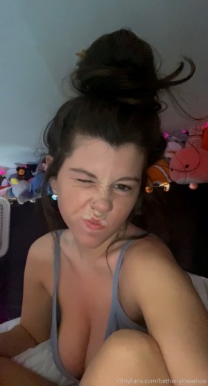 Bethanylouwhoo Post #11