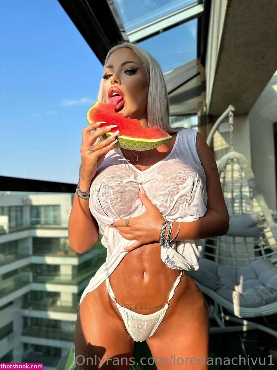 Loredana Chivu Photo #100