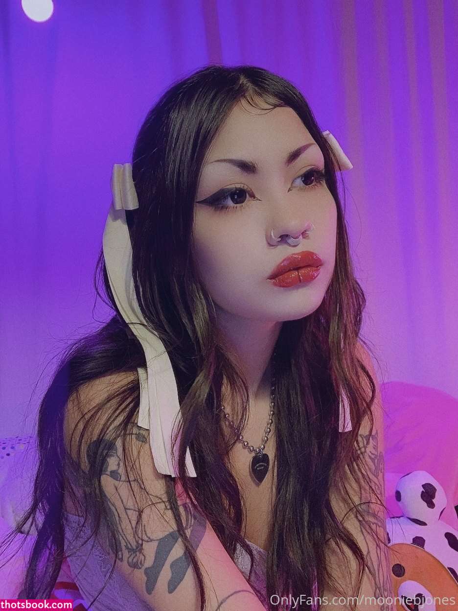 mooniebjones Photo #143