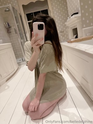 Belle Delphine Photo #7986