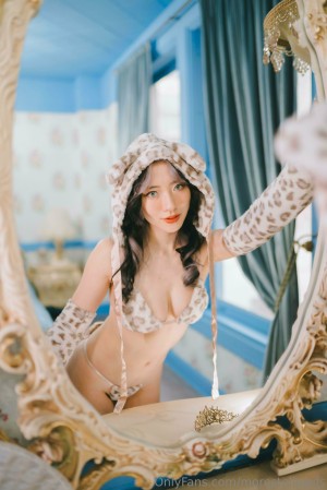 Stella Chuu Photo #204