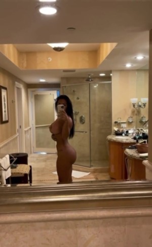 Dollycastro Photo #180