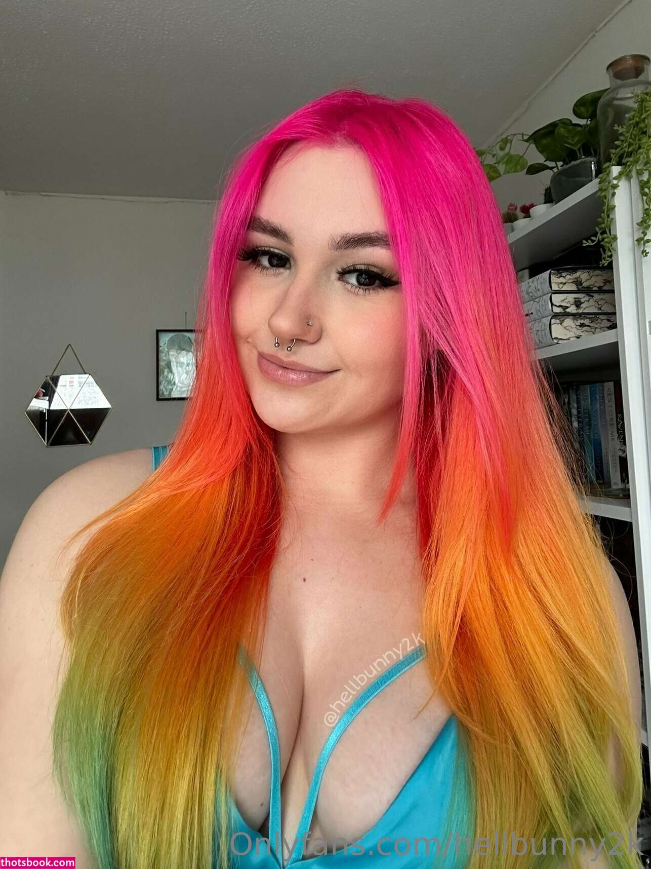 Hellbunny2k Photo #17