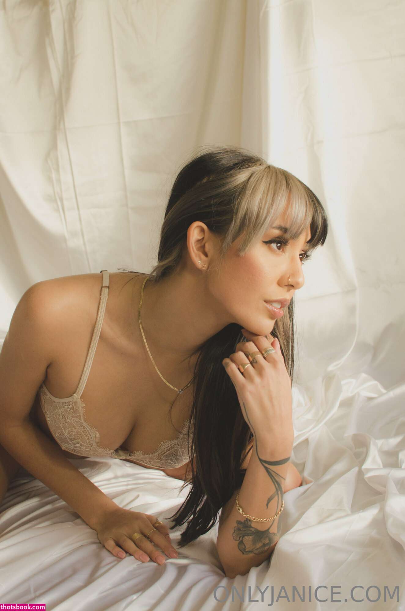 Janice Griffith Photo #196