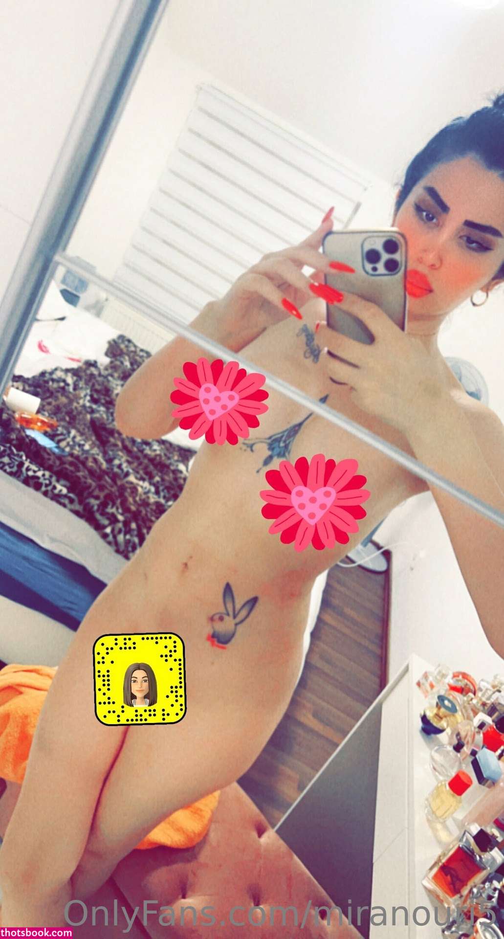 Mira Nouri Photo #60