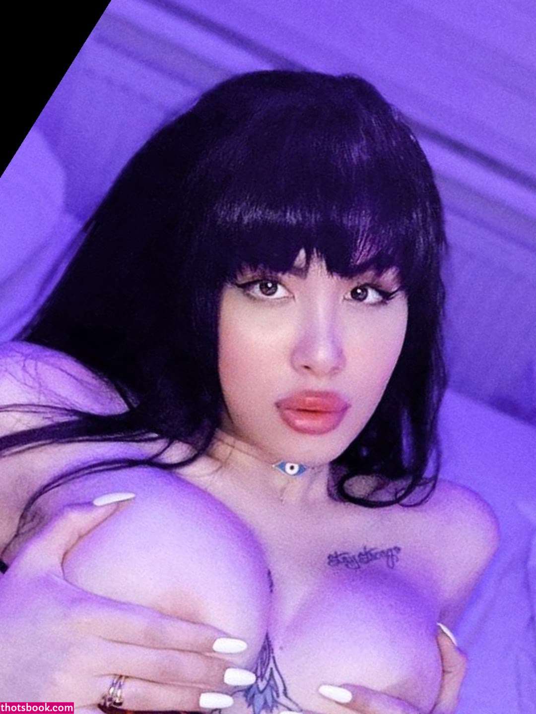 Mira Nouri Photo #71