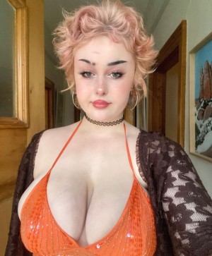 milabloomoo Photo #1