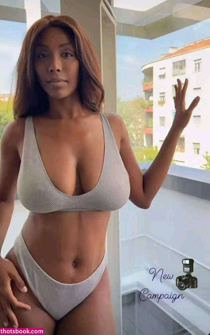 Ainett Stephens Photo #39