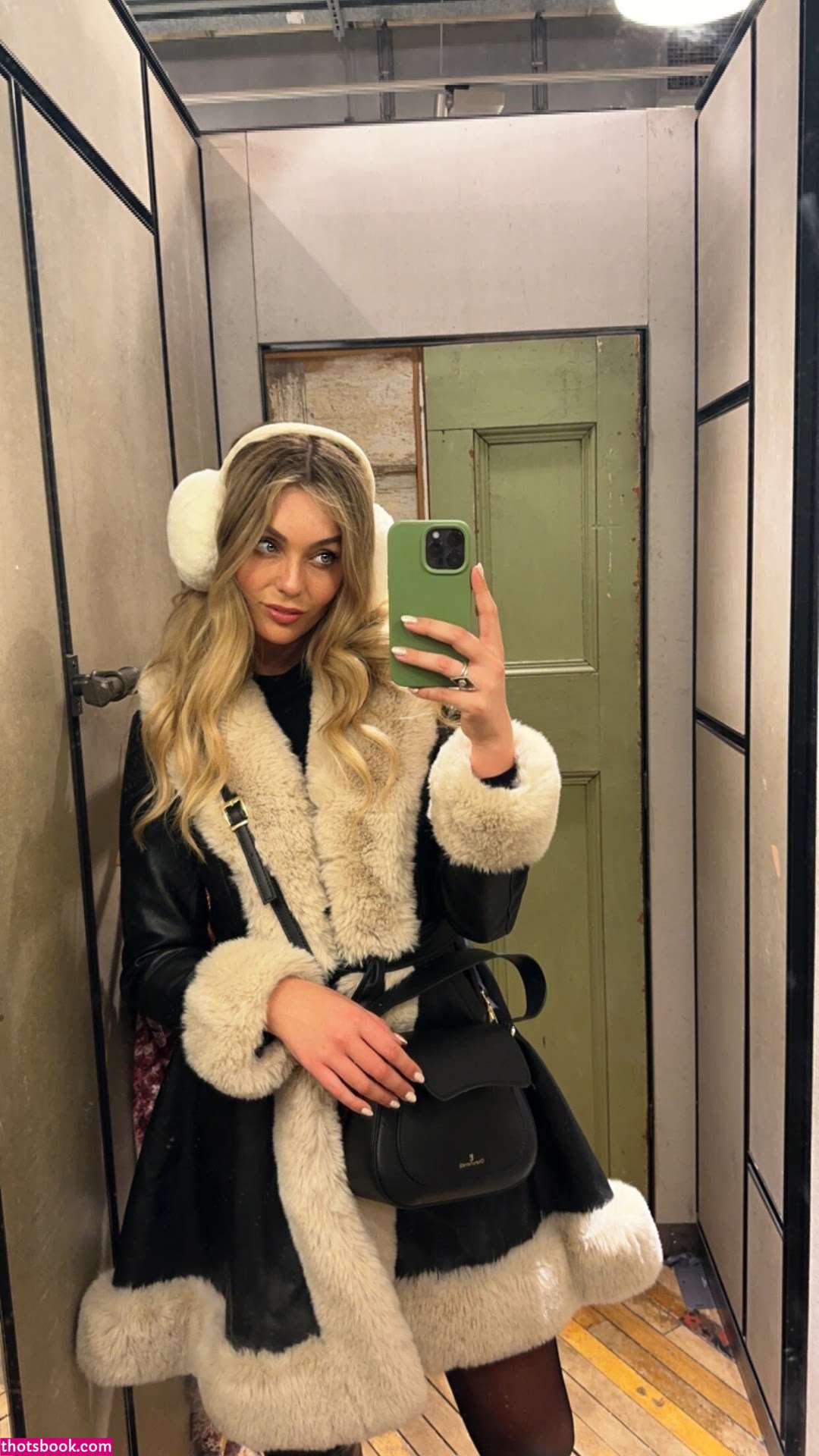 Amelie May Photo #13