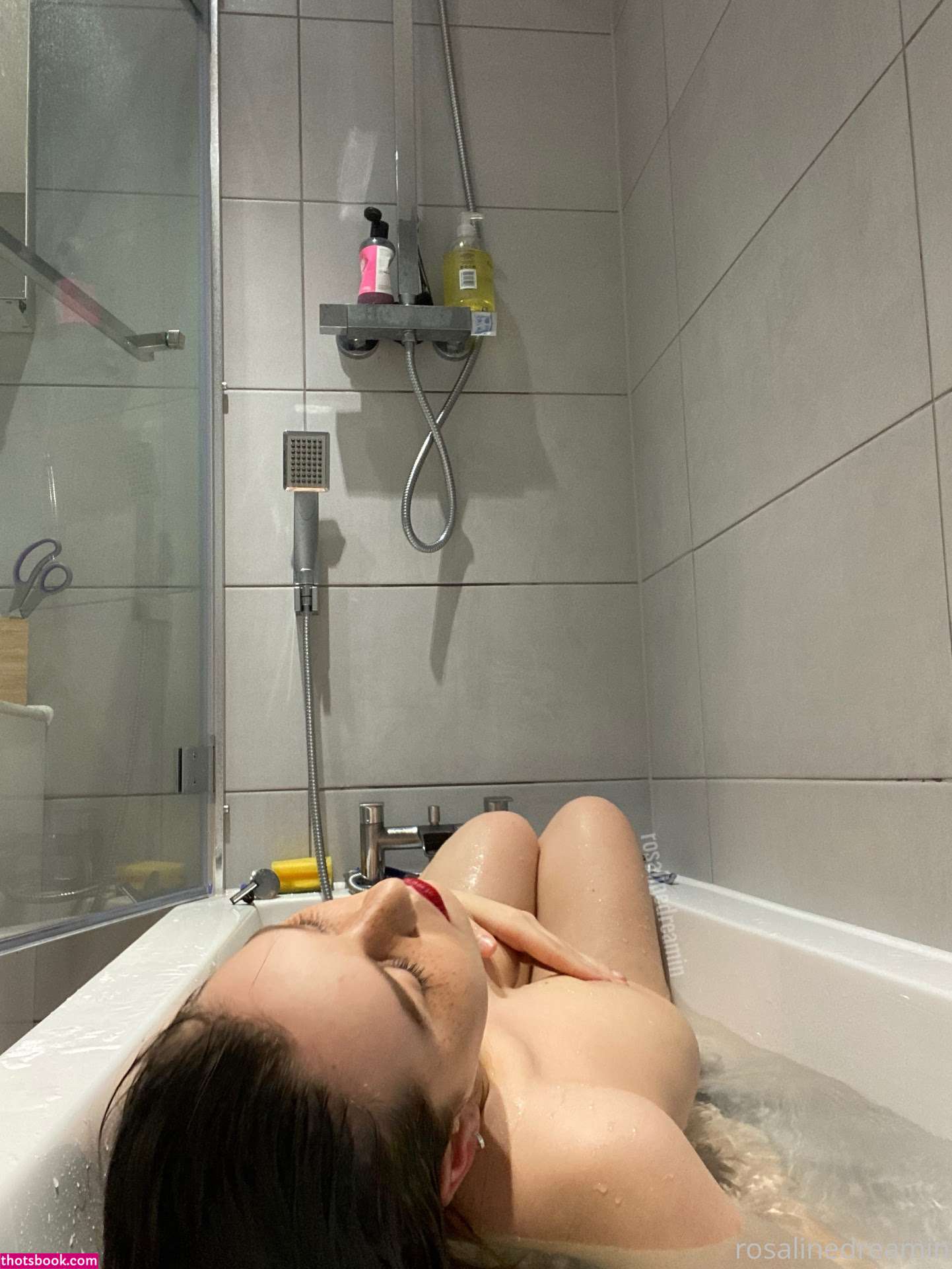 erotica2222 Photo #202