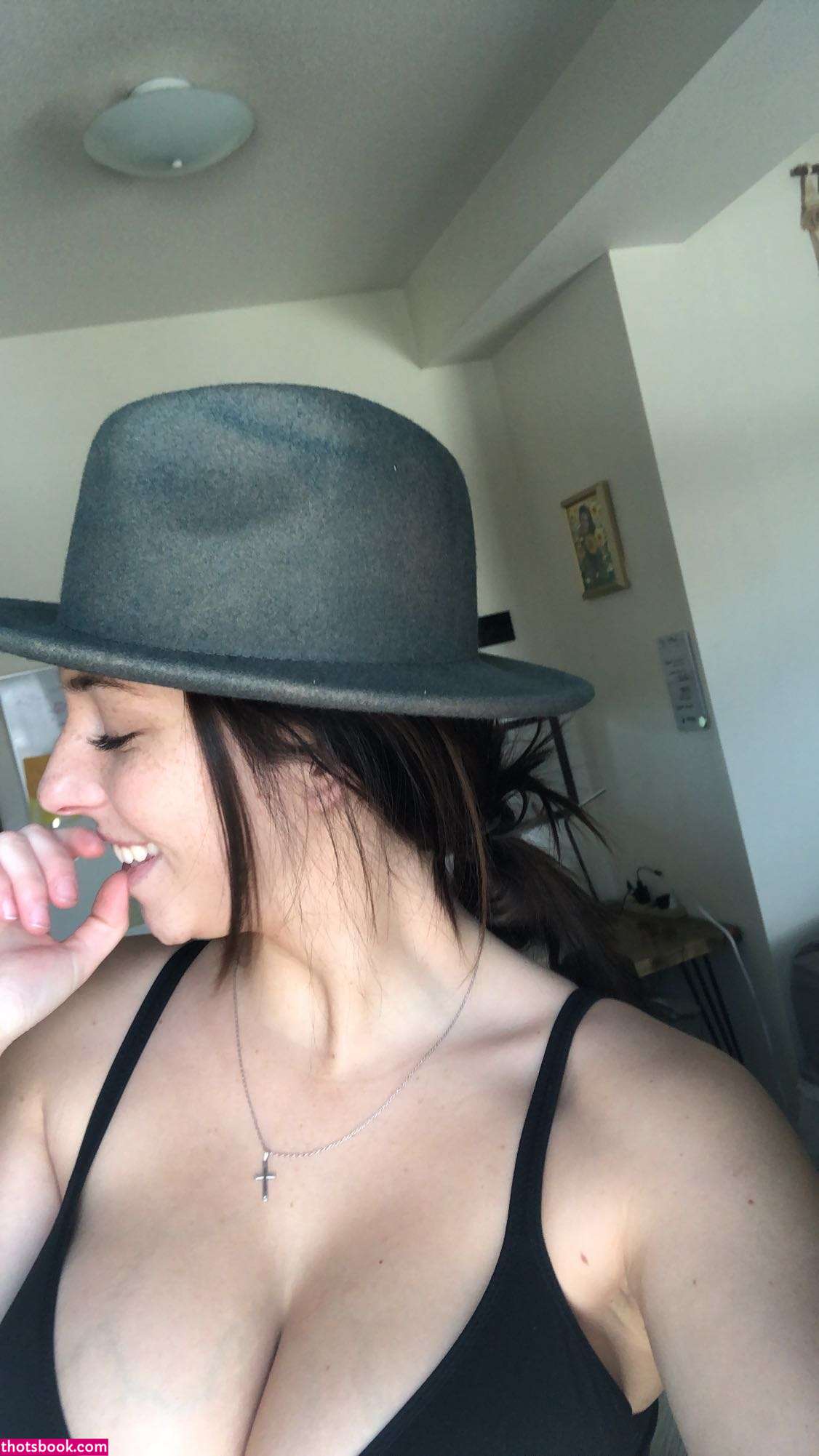 Abbey Wilson Photo #7