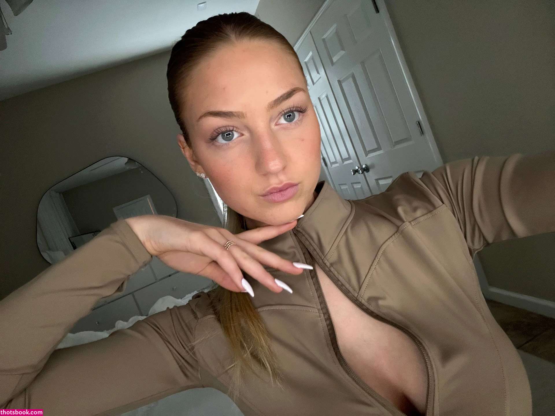 iamsydneythomas Photo #20