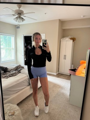 iamsydneythomas Photo #17