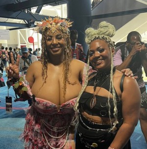 Persephanii Photo #33