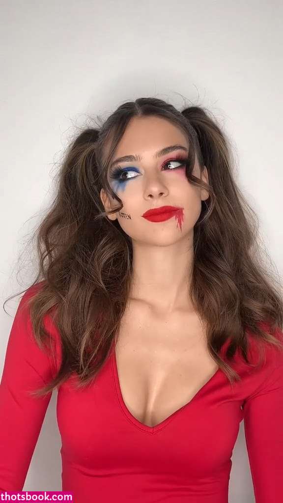 Vittoria Milanese Photo #14